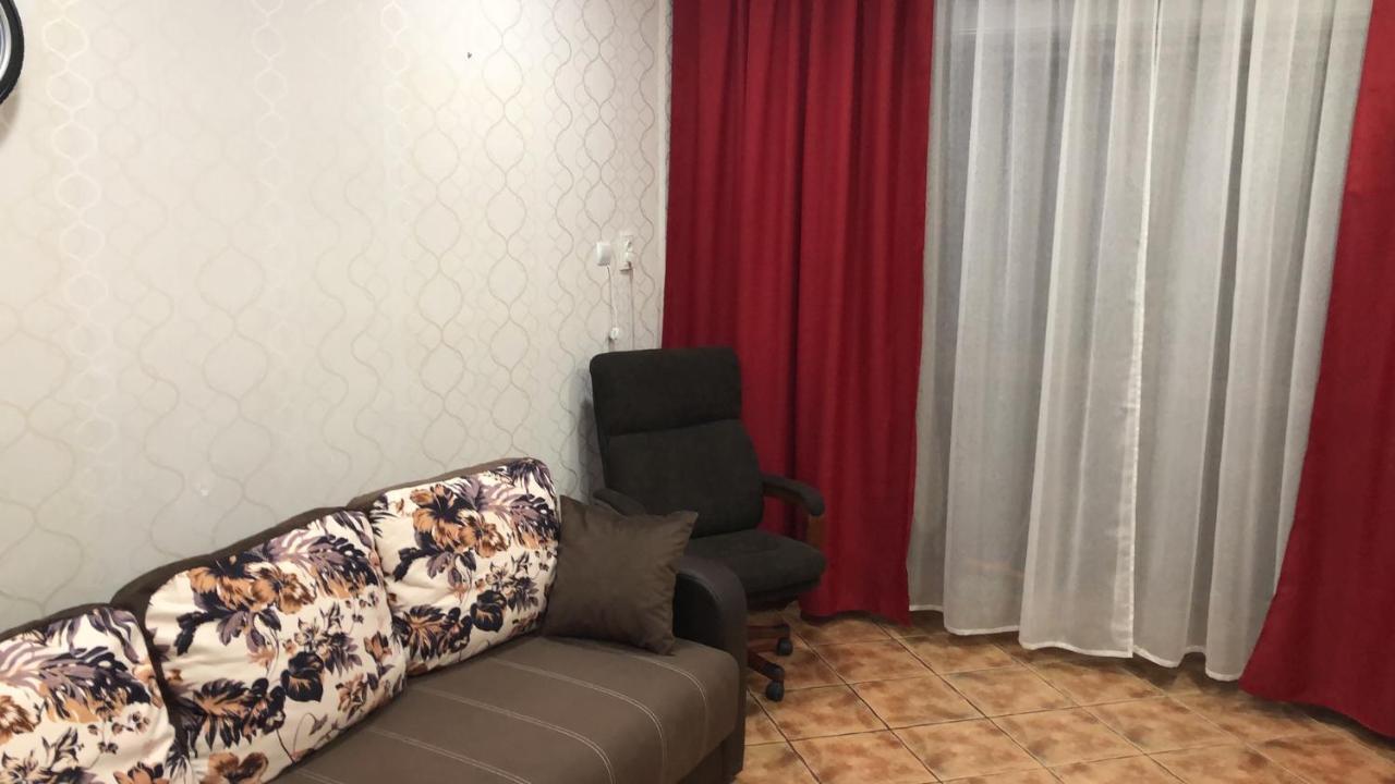 Апартаменты Gaby 2 Брашов Экстерьер фото